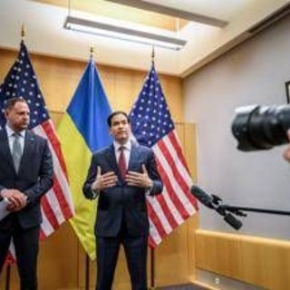 Usa-Ucraina, dichiarazione congiunta: "Accordo di pace deve rispettare sovranità Kiev"