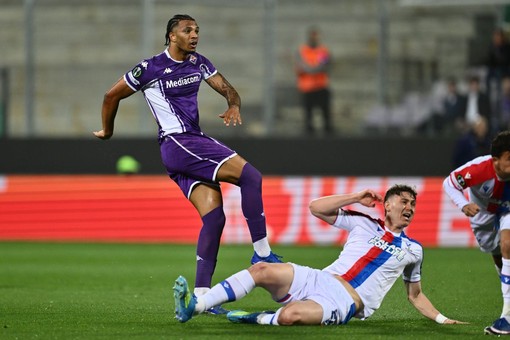 La Fiorentina batte 2-1 il Crystal Palace ma dice addio alla Conference