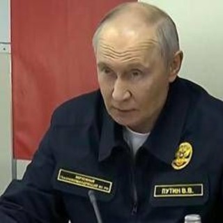 Putin sfida l’Europa sulle navi russe: "Risponderemo ovunque". Accuse alla Nato nel Pacifico Putin sfida l’Europa sulle navi russe: "Risponderemo ovunque". Accuse alla Nato nel Pacifico