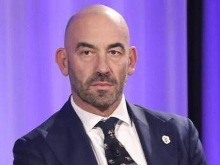 Insulti e minacce all'infettivologo Matteo Bassetti, prosciolti quattro imputati