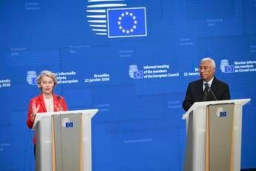 Groenlandia, vassalli non schiavi: Ue chiede rispetto Groenlandia, vassalli non schiavi: Ue chiede rispetto