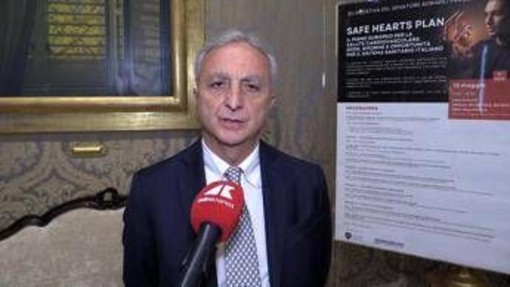 Fumo, rischio cardiovascolare: Festinese (UniCamillus) 'Benefici con nicotina senza combustione'