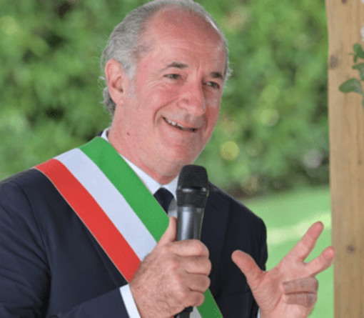 Fine vita, il Veneto approva la legge sul suicidio assistito. Zaia: "Decisione complessa e profonda" Fine vita, il Veneto approva la legge sul suicidio assistito. Zaia: "Decisione complessa e profonda"