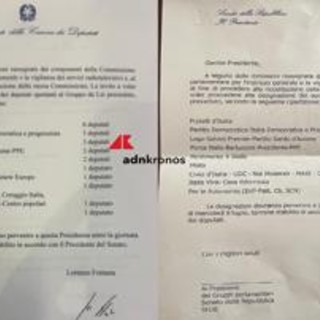 Rai, La Russa e Fontana scrivono ai gruppi: "Entro 8 luglio i nomi dei nuovi membri della Vigilanza" Rai, La Russa e Fontana scrivono ai gruppi: "Entro 8 luglio i nomi dei nuovi membri della Vigilanza"
