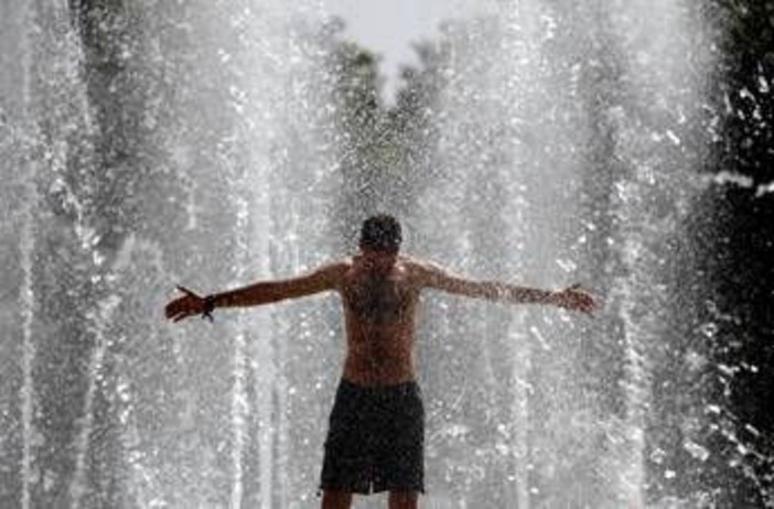 Caldo record, solo due bollini rossi a Ferragosto: poi temporali e temperature in calo