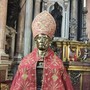 Napoli, ruba copricapo dalla statua di San Gennaro: rincorso e arrestato