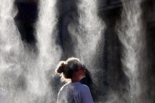 Tregua dal caldo estremo, oggi 24 città con bollino giallo. Da domani Italia in verde Tregua dal caldo estremo, oggi 24 città con bollino giallo. Da domani Italia in verde