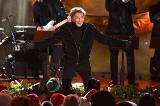 Barry Manilow annuncia lo stop: "Ho un tumore al polmone sinistro"