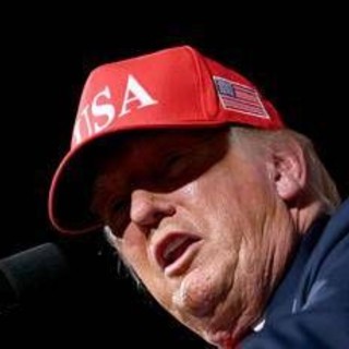 Trump e la crociata contro l'ora solare: "Dannosa per la salute, con più luce meno omicidi" Trump e la crociata contro l'ora solare: "Dannosa per la salute, con più luce meno omicidi"