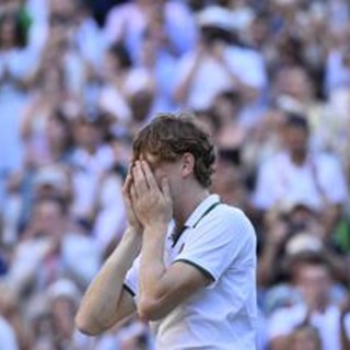 Sinner Re di Wimbledon: "Sto dando la mia vita per il tennis" Sinner Re di Wimbledon: "Sto dando la mia vita per il tennis"