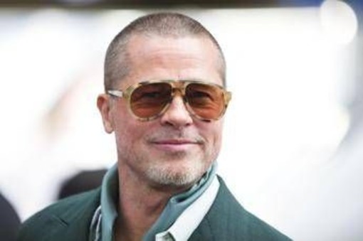 Hanno rubato nella villa di Brad Pitt, arrestati: "Colpivano celebrità e atleti" Hanno rubato nella villa di Brad Pitt, arrestati: "Colpivano celebrità e atleti"