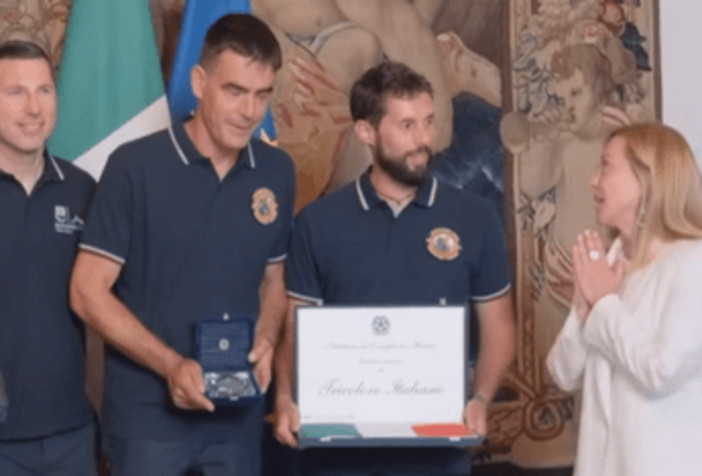 Ventimiglia, Meloni riceve volontari che hanno salvato Allen: "Siete l'Italia più bella"