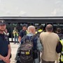Immigrazione, rimpatriati al Cairo con volo charter 23 egiziani espulsi Immigrazione, rimpatriati al Cairo con volo charter 23 egiziani espulsi