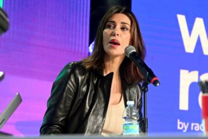 Belen verso la cittadinanza italiana: "Ha superato l'esame di lingua". L'annuncio