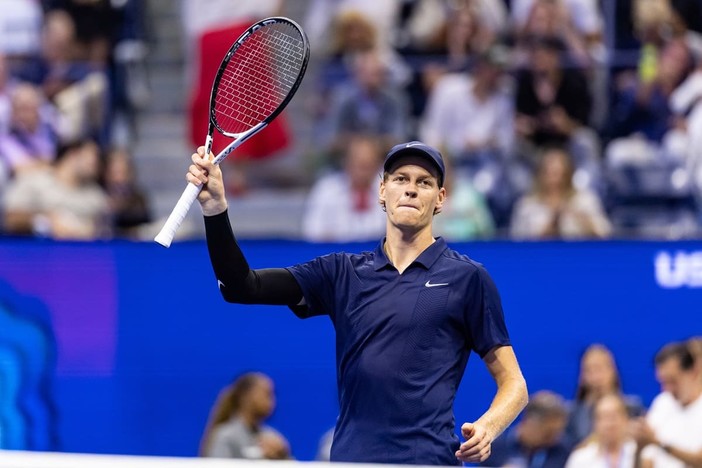 Sinner stende Bublik e vola ai quarti degli Us Open, sarà derby azzurro con Musetti Sinner stende Bublik e vola ai quarti degli Us Open, sarà derby azzurro con Musetti