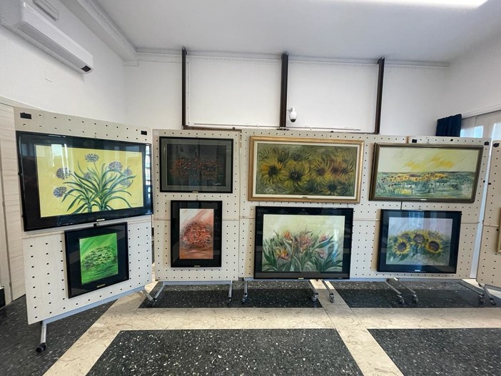 Recco, alla Sala Consiliare la mostra personale di Wilma Bitossi Recco, alla Sala Consiliare la mostra personale di Wilma Bitossi