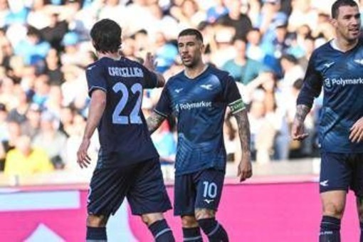 Napoli-Lazio 0-2, i biancocelesti volano con Cancellieri e Basic: Conte a -12 dall'Inter