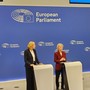 La Commissione Europea lancia il Kids Act, niente social prima dei 13 anni La Commissione Europea lancia il Kids Act, niente social prima dei 13 anni