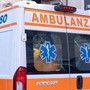 Treviso, invade corsia opposta e si schianta su guardrail: morto motociclista