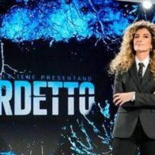 Su Italia1 oggi debutta 'Le Iene presentano: Il Verdetto', spin-off a tutta cronaca Su Italia1 oggi debutta 'Le Iene presentano: Il Verdetto', spin-off a tutta cronaca