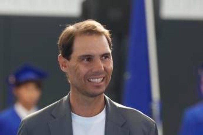 Rafa Nadal scende in campo… con un calice in mano: nasce 'El Tenista', il vino del campione