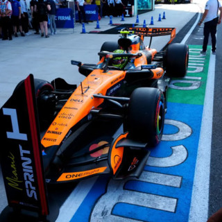 Norris in pole nella sprint di Miami davanti ad Antonelli, 4° Leclerc