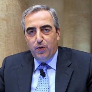 Le 70 primavere di Gasparri, una vita dedicata alla politica con passione per la Roma e versi poetici Le 70 primavere di Gasparri, una vita dedicata alla politica con passione per la Roma e versi poetici