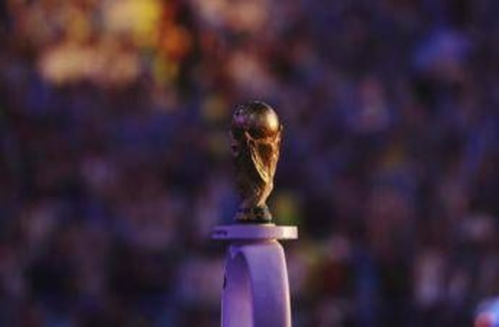 Finale Mondiali, da Madonna e Shakira a Pausini: orario, artisti e dove vedere Half Time show in tv Finale Mondiali, da Madonna e Shakira a Pausini: orario, artisti e dove vedere Half Time show in tv