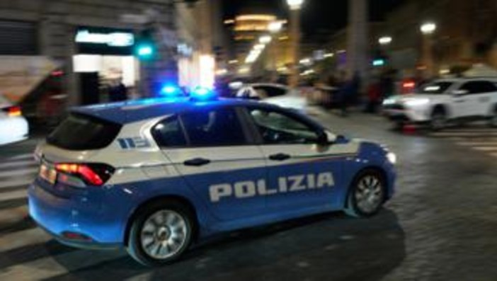 Donna trovata morta in casa a Torino, c'è un indagato Donna trovata morta in casa a Torino, c'è un indagato
