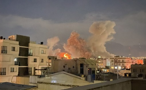 Esercito israeliano “Colpiti centri di comando a Teheran” Esercito israeliano “Colpiti centri di comando a Teheran”