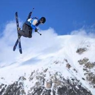 Milano Cortina, caduta spaventosa per Lajunen nel big air. Come sta l'atleta finlandese -Video Milano Cortina, caduta spaventosa per Lajunen nel big air. Come sta l'atleta finlandese -Video