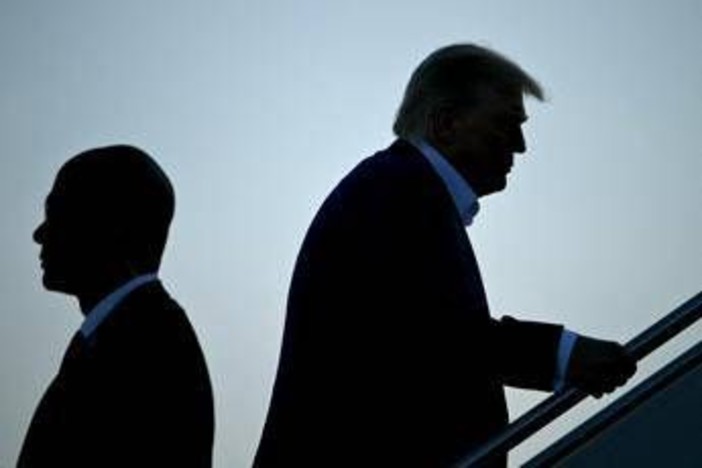 Tregua Israele-Iran, Trump alza la voce. La telefonata a Netanyahu: "Fermati" Tregua Israele-Iran, Trump alza la voce. La telefonata a Netanyahu: "Fermati"