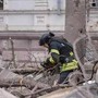 Ucraina, drone Russia su bus a Sumy: morti 9 civili. Zelensky: &quot;Omicidio mirato&quot;