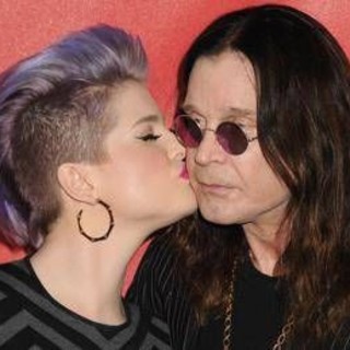 Kelly Osbourne e il post per papà Ozzy: "Ho perso il mio migliore amico" Kelly Osbourne e il post per papà Ozzy: "Ho perso il mio migliore amico"