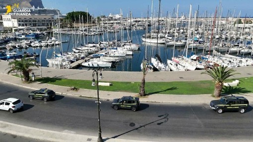 Corruzione per gare appalti in sanità, 10 misure cautelari a Palermo Corruzione per gare appalti in sanità, 10 misure cautelari a Palermo