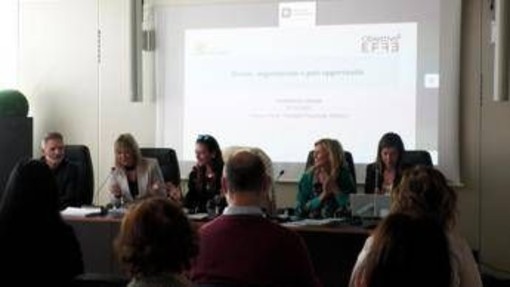 Pari opportunità, ricerca Milano-Bicocca: ragazze si sottovalutano nella negoziazione Pari opportunità, ricerca Milano-Bicocca: ragazze si sottovalutano nella negoziazione