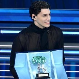 Sanremo, Nicolò Filippucci vince tra Nuove Proposte: chi è Sanremo, Nicolò Filippucci vince tra Nuove Proposte: chi è