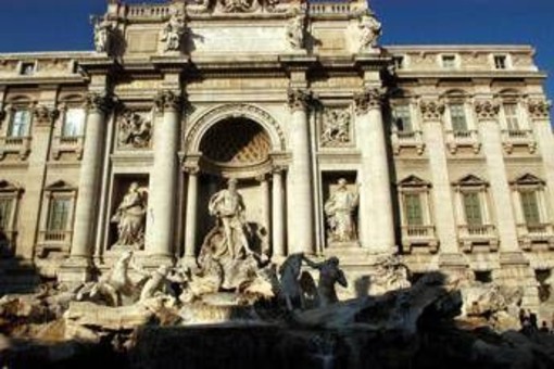 Fontata di Trevi, da 2 febbraio turisti a Roma pagheranno ticket di 2 euro