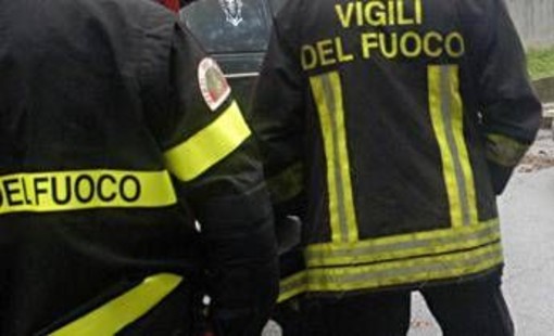 Crolla palazzina a Porto Sant’Elpidio, un morto e due feriti: si cerca donna dispersa Crolla palazzina a Porto Sant’Elpidio, un morto e due feriti: si cerca donna dispersa
