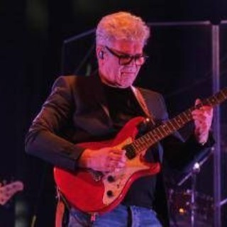 Sanremo 2026, Michele Zarrillo chi è: la cover con Sal Da Vinci Sanremo 2026, Michele Zarrillo chi è: la cover con Sal Da Vinci