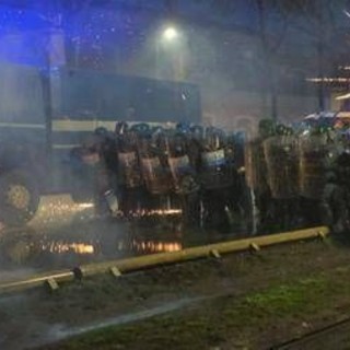 Scontri Askatasuna, obbligo di presentazione quotidiana alla polizia giudiziaria per due arrestati