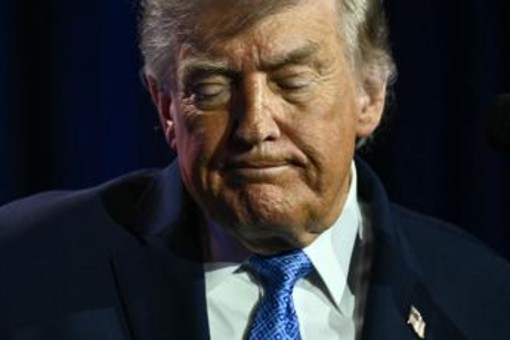Iran, attacchi Usa a Hormuz: risposta di Trump ai droni di Teheran