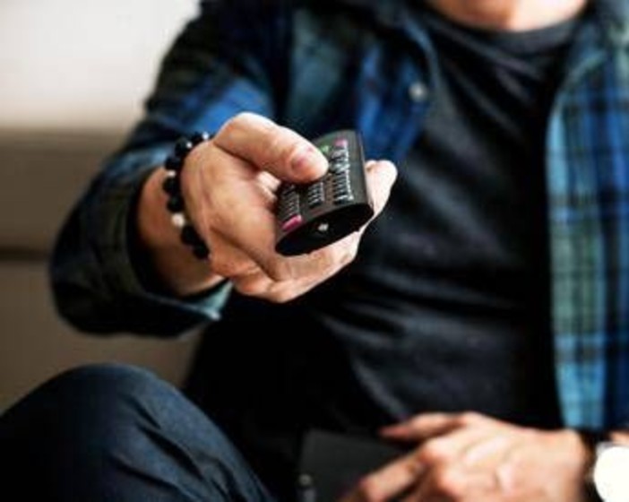 Ascolti tv, 'Un futuro aprile' su Rai1 vince prime time Ascolti tv, 'Un futuro aprile' su Rai1 vince prime time