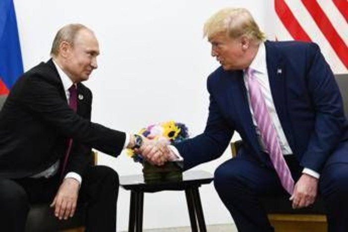 Trump-Putin, telefonata di un'ora: colloquio su Iran, Ucraina e Venezuela