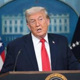 Groenlandia, Trump alla Casa Bianca: "Fino a che punto mi spingerò? Lo scoprirete" Groenlandia, Trump alla Casa Bianca: "Fino a che punto mi spingerò? Lo scoprirete"