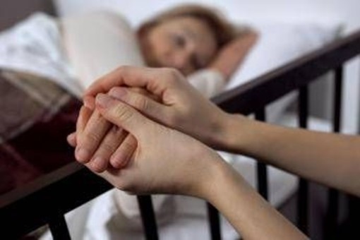 Ddl suicidio assistito, anestesisti e palliativisti 'fortemente preoccupati'