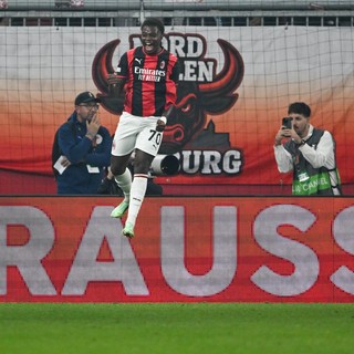 Show Cisse in Europa League, il Milan travolge il Salisburgo 4-0
