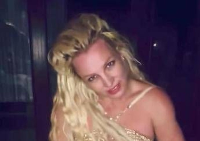 Britney Spears entra in riabilitazione dopo l'arresto: "Ha toccato il fondo" Britney Spears entra in riabilitazione dopo l'arresto: "Ha toccato il fondo"