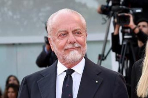 De Laurentiis ad Allegri: "Buon inizio di campionato e fai divertire i tifosi napoletani" De Laurentiis ad Allegri: "Buon inizio di campionato e fai divertire i tifosi napoletani"