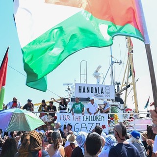 Nave di attivisti sequestrata da esercito israeliano, interviene Tajani